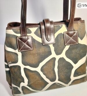 Vintage Dooney & Bourke Giraffe Animal Print Bag